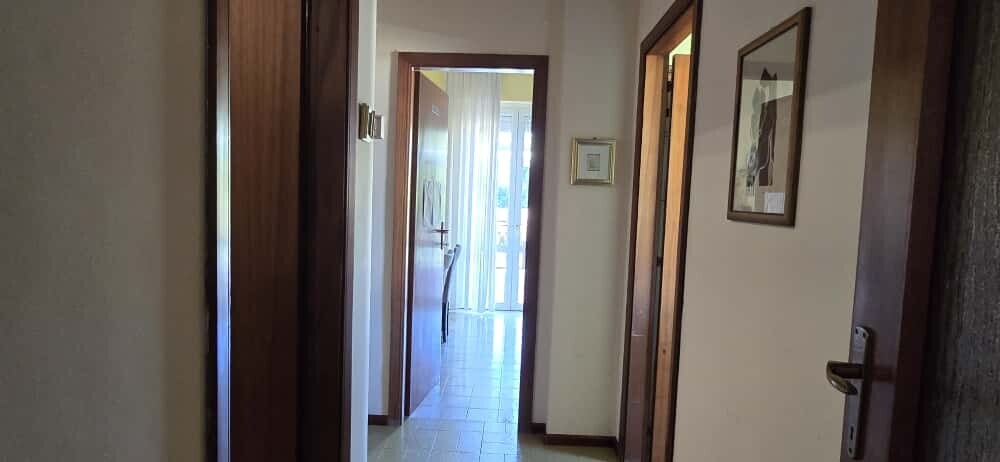 WhatsApp Image 2025-10-13 at 14.57.57 (2)