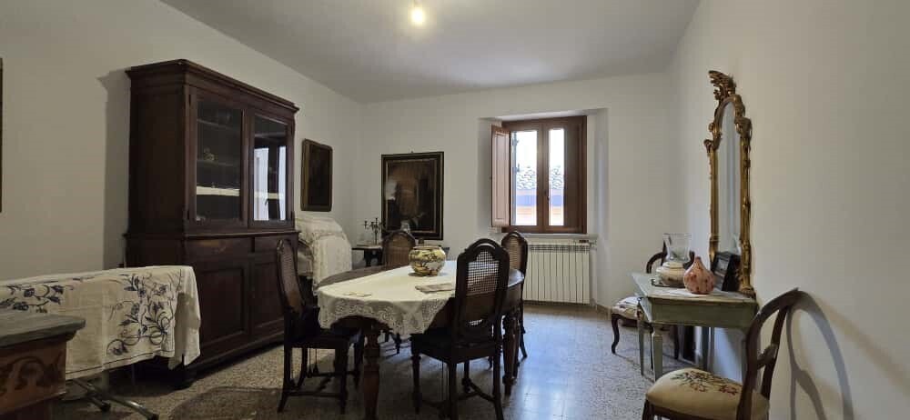 WhatsApp Image 2025-10-28 at 16.18.03 (1)