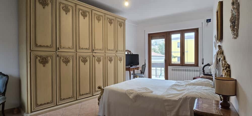 WhatsApp Image 2025-10-28 at 16.18.05 (2)