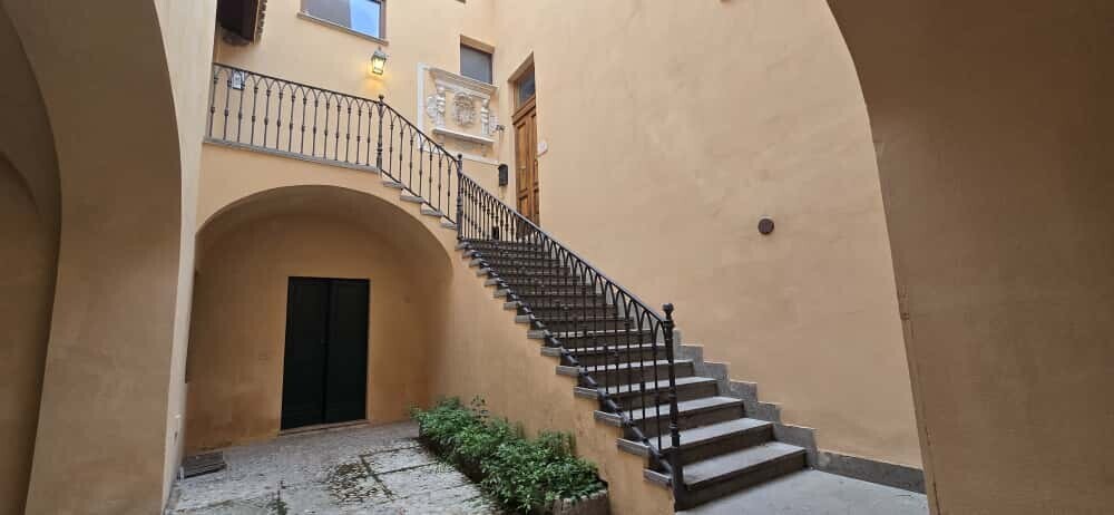 WhatsApp Image 2025-10-28 at 16.18.00