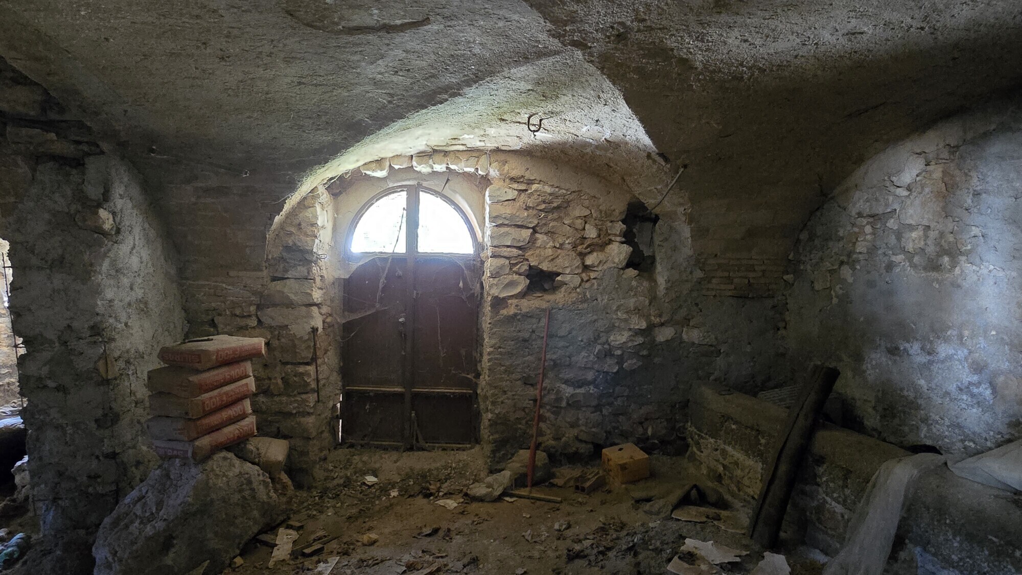 WhatsApp Image 2025-03-07 at 19.54.19 (4)