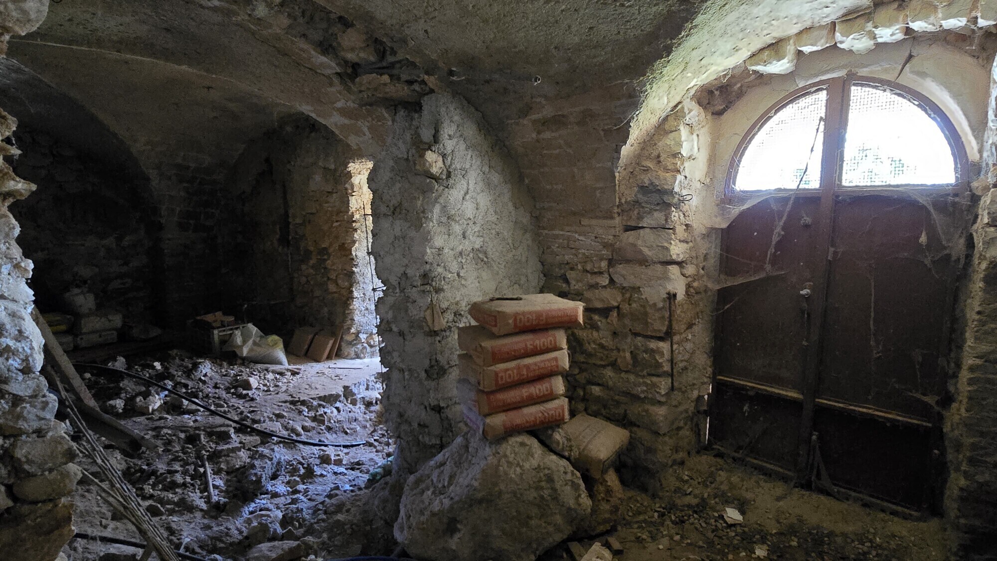 WhatsApp Image 2025-03-07 at 19.54.20 (1)