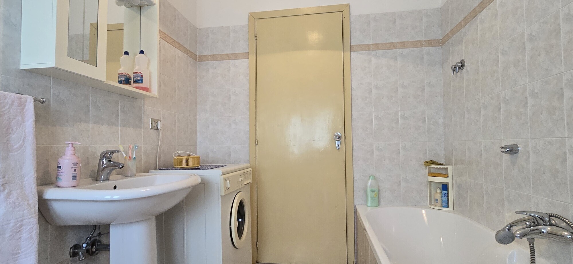 WhatsApp Image 2025-05-30 at 09.40.11