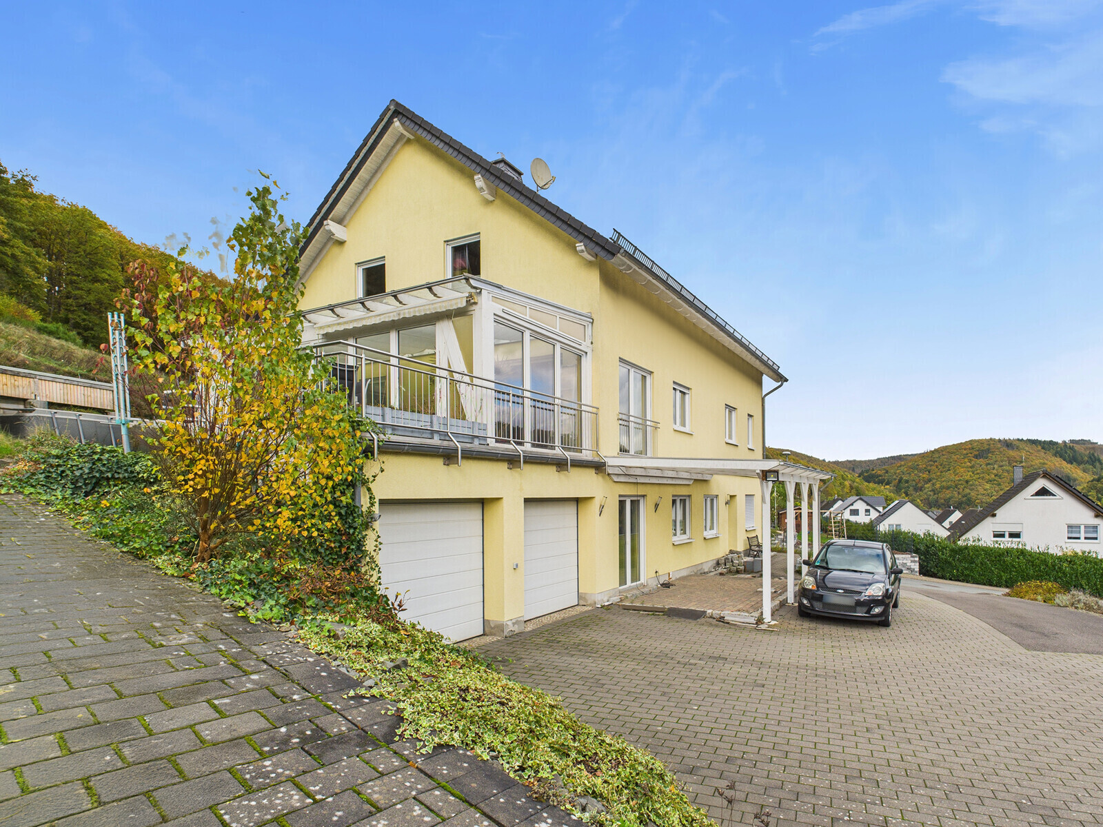 Garagen & Carport