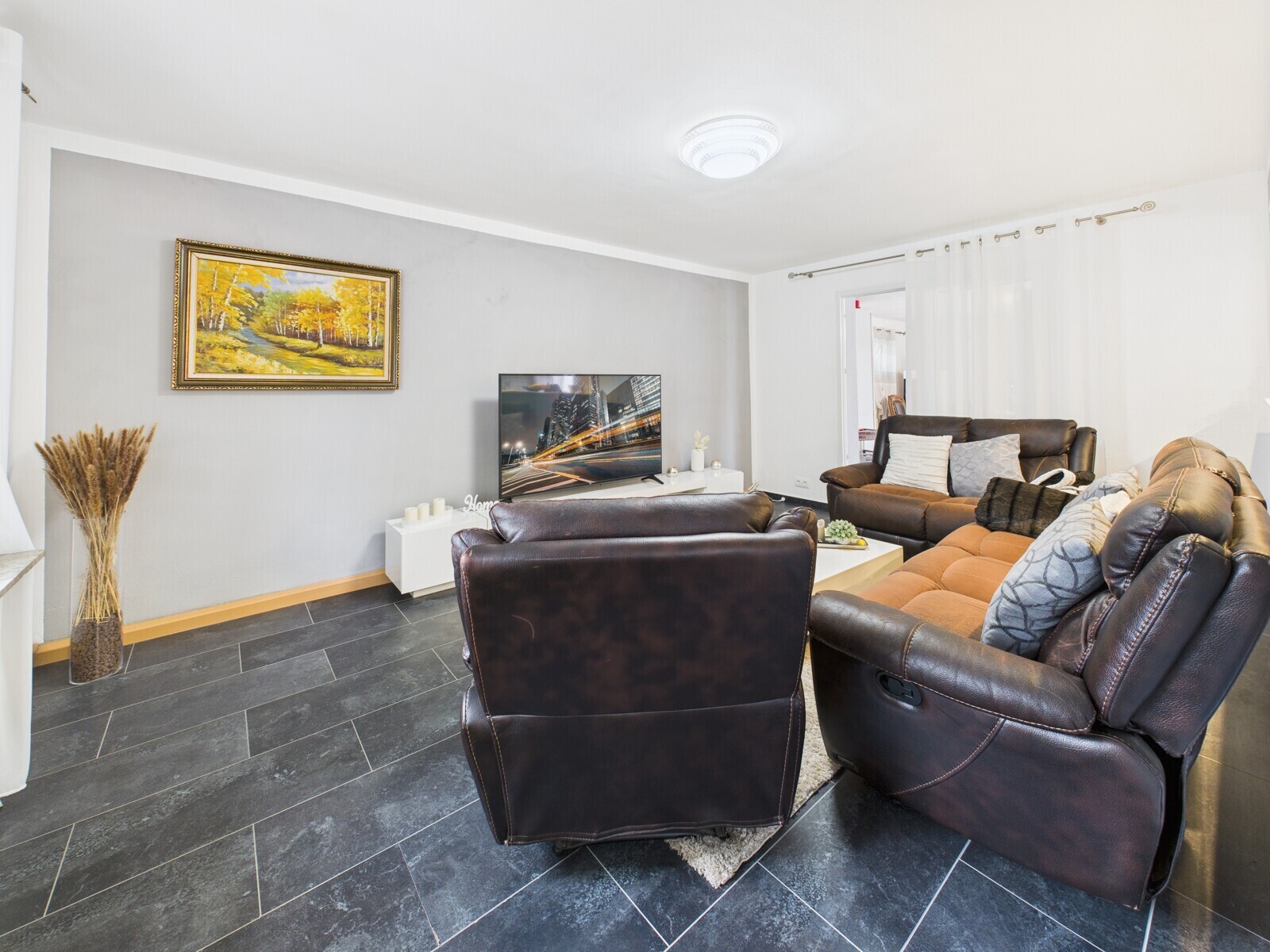 Wohnung (1. OG)