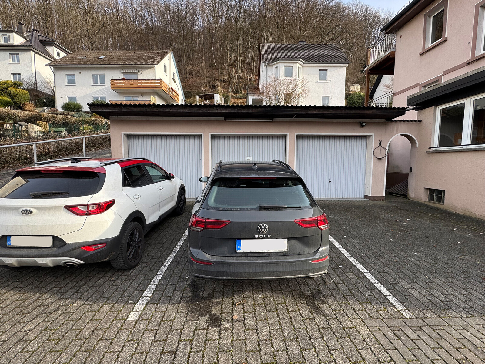 Garagen