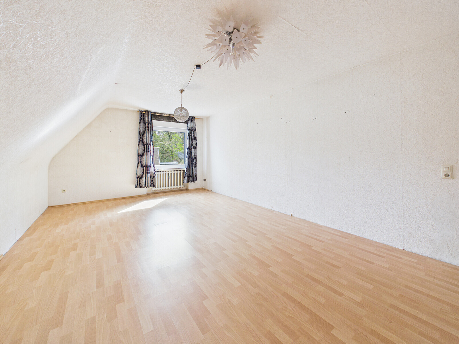 Kinderzimmer (1. OG)