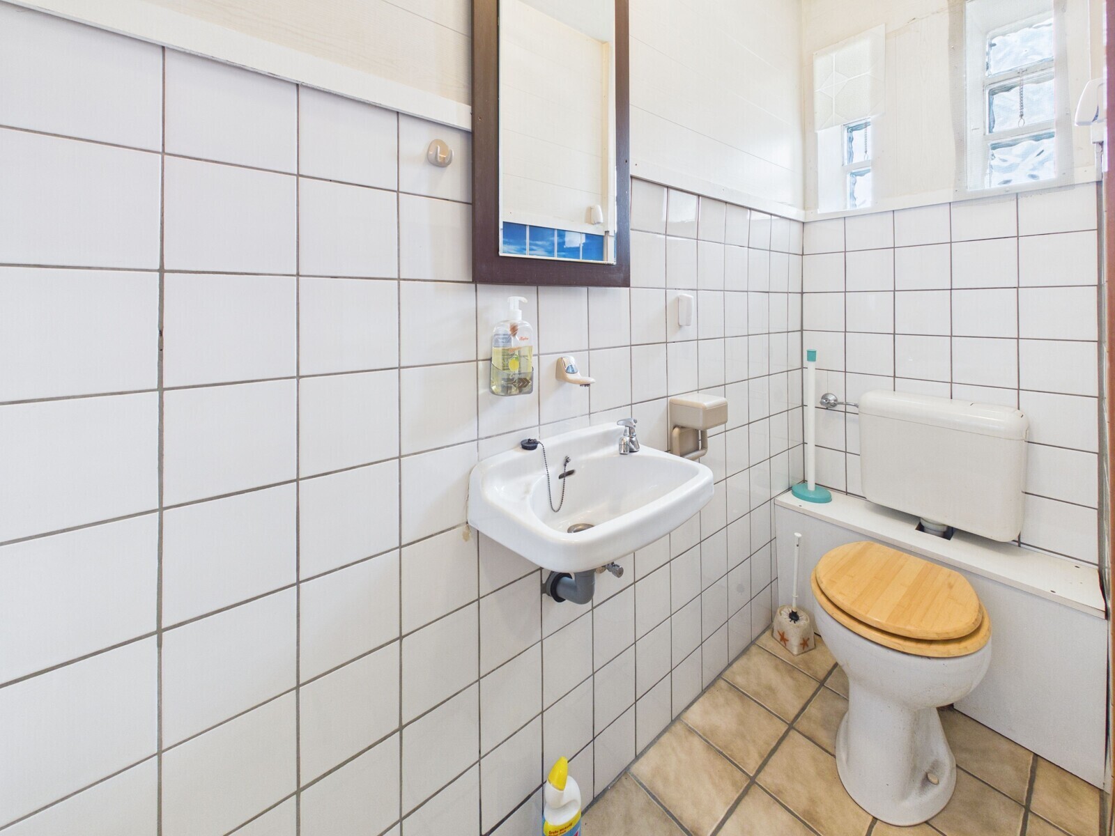 Gäste-WC OG