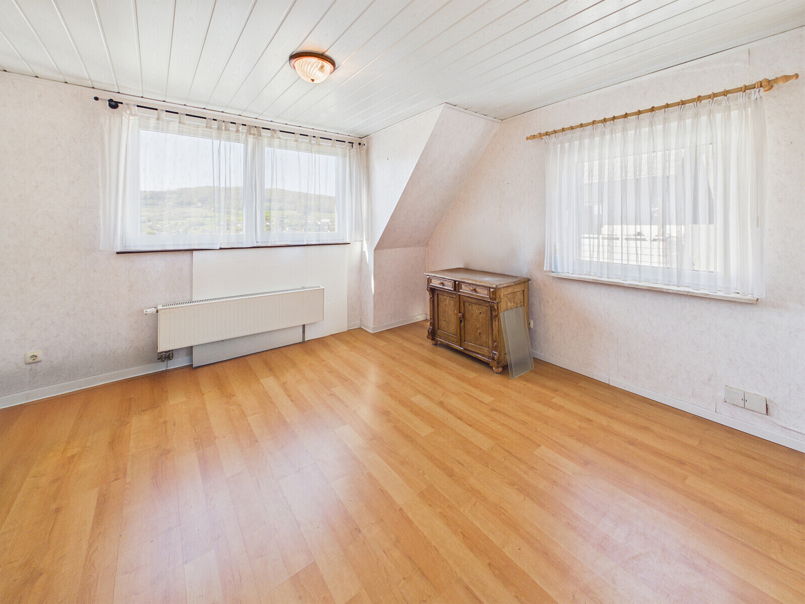 Wohnzimmer DG