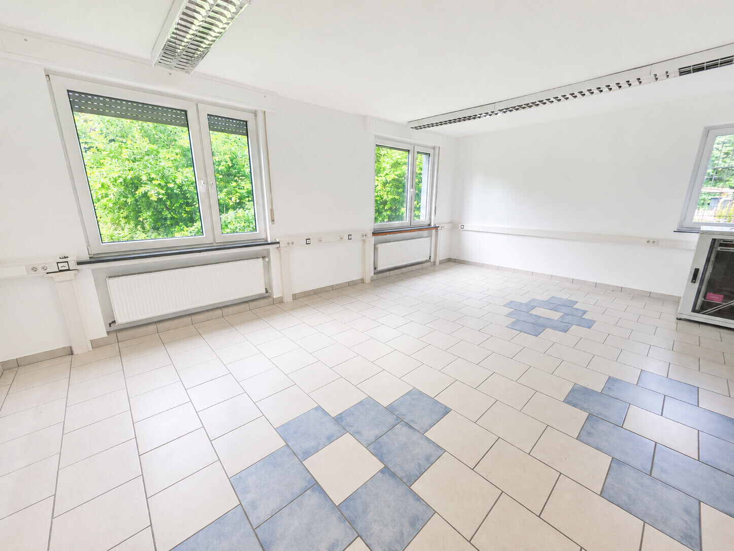 Büro 1