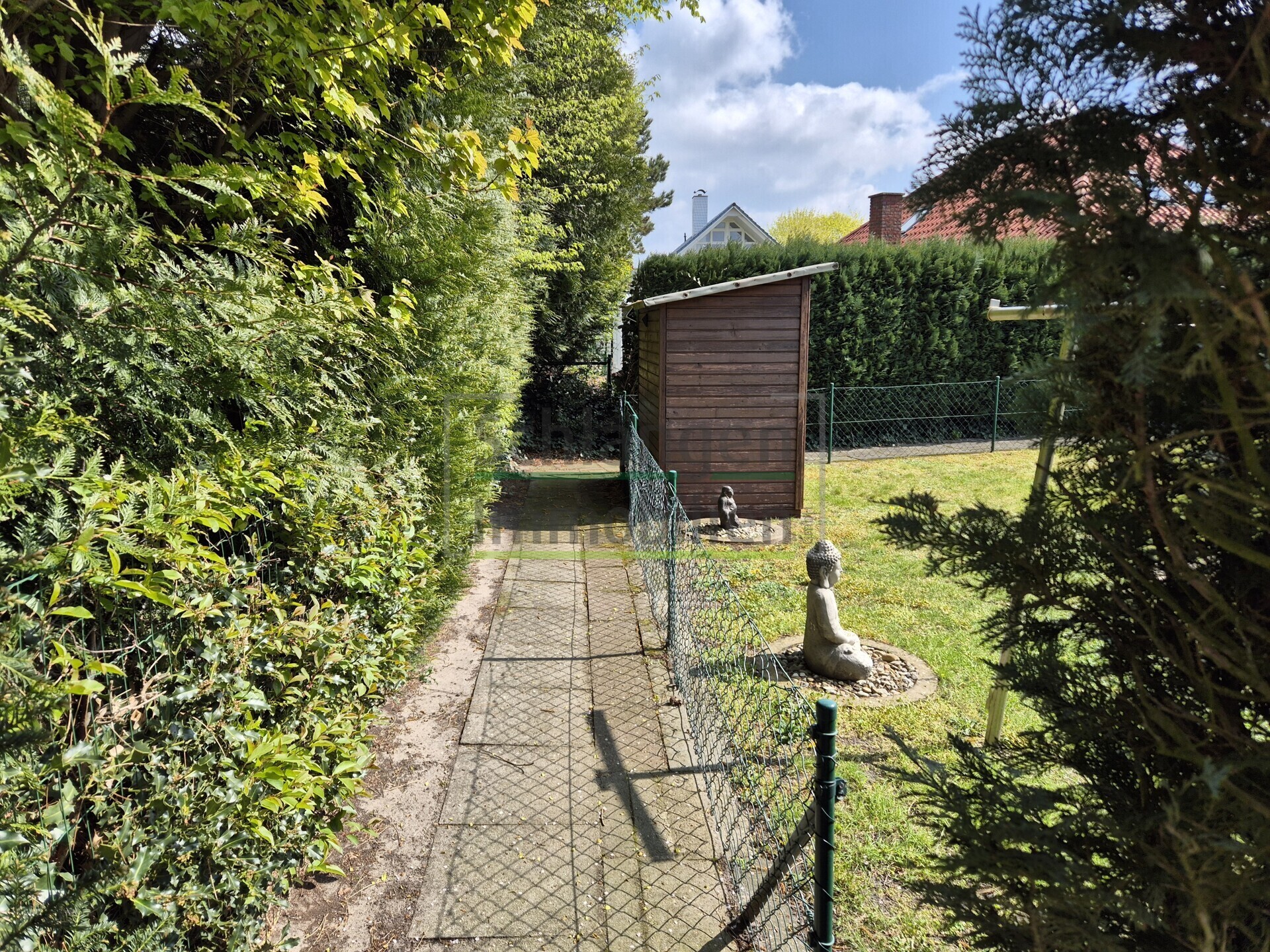 Zuwegung zum Garten
