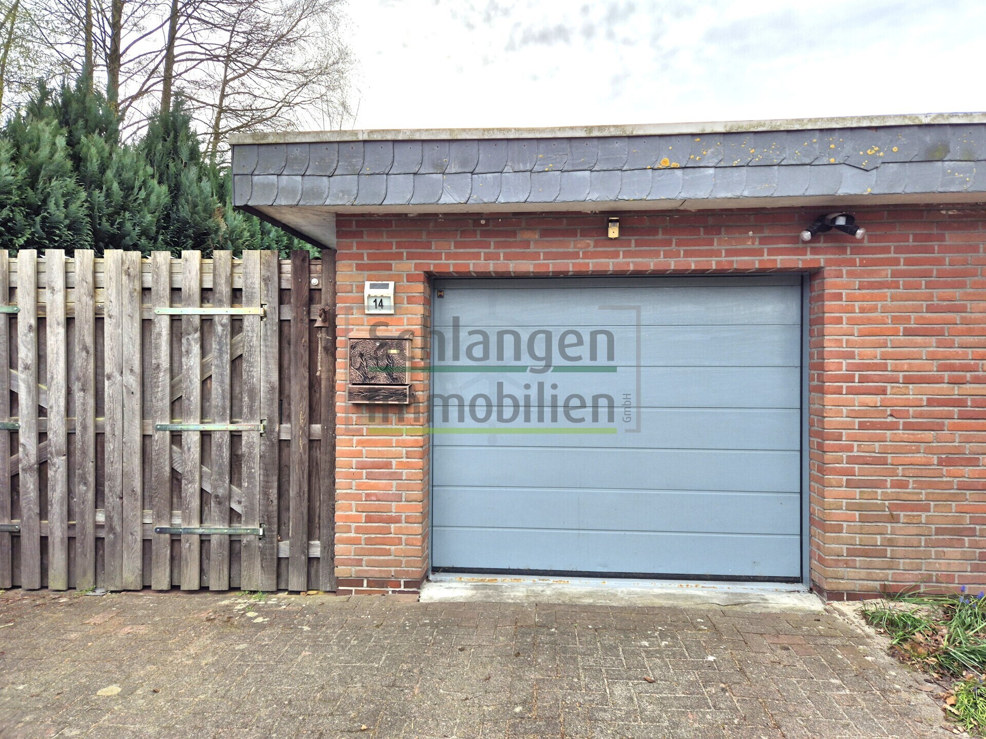 Garage u. Carport