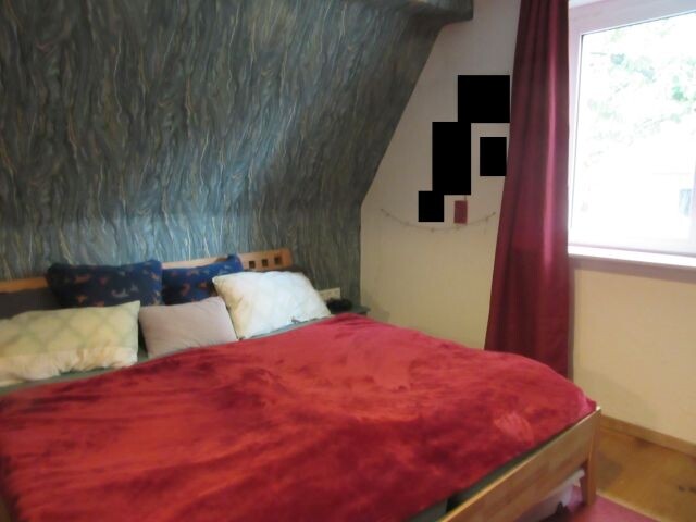 Schlafzimmer 1