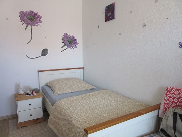 Schlafzimmer 1