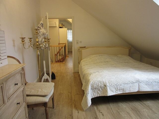 Schlafzimmer 2 DG