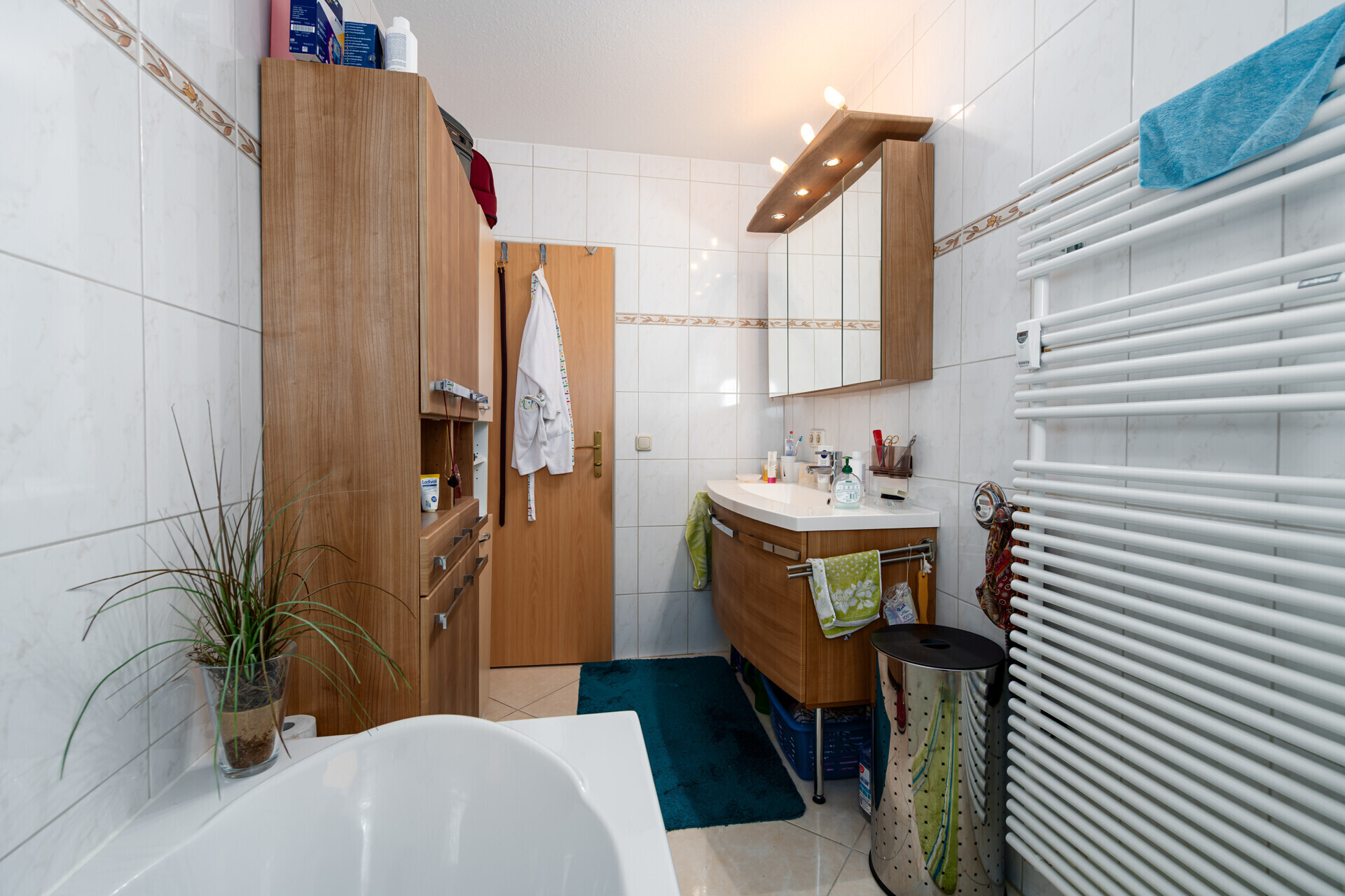 Badezimmer Ansicht 1