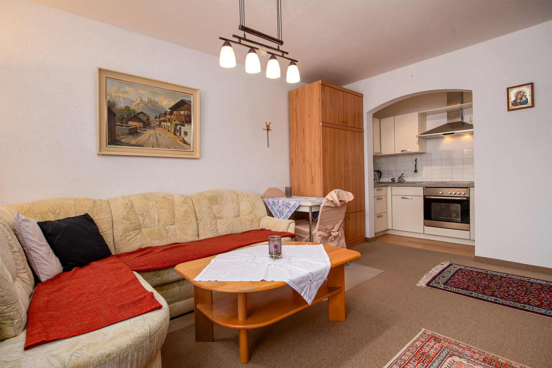 Wohn-/Schlafzimmer – Ansicht 2