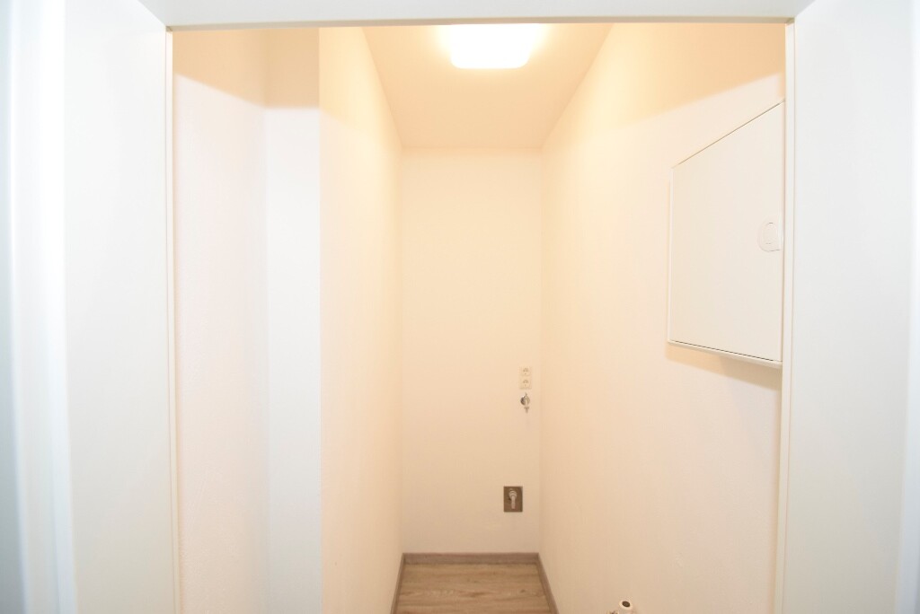 Abstellraum mit WM-Anschluss