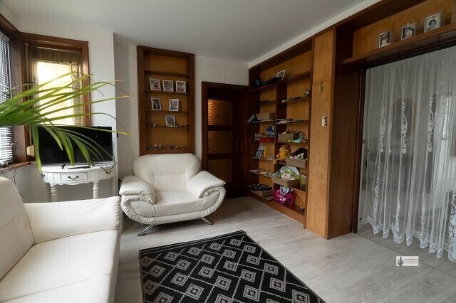 k-Wohnbereich mit Übergang zum Wintergarten