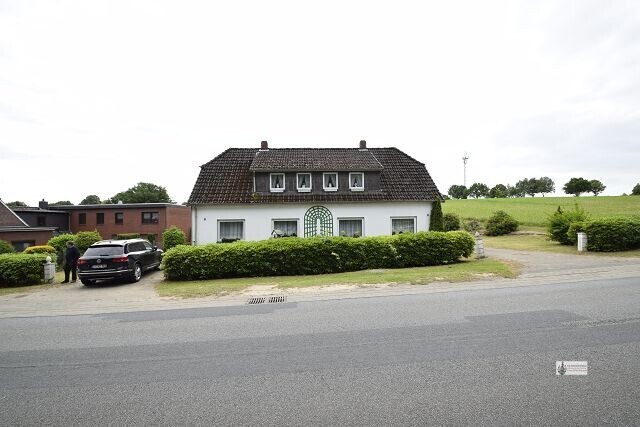 Außenansicht der 2 Doppelhaushälften