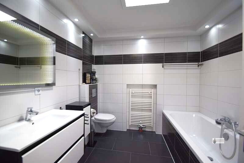 16 Badezimmer