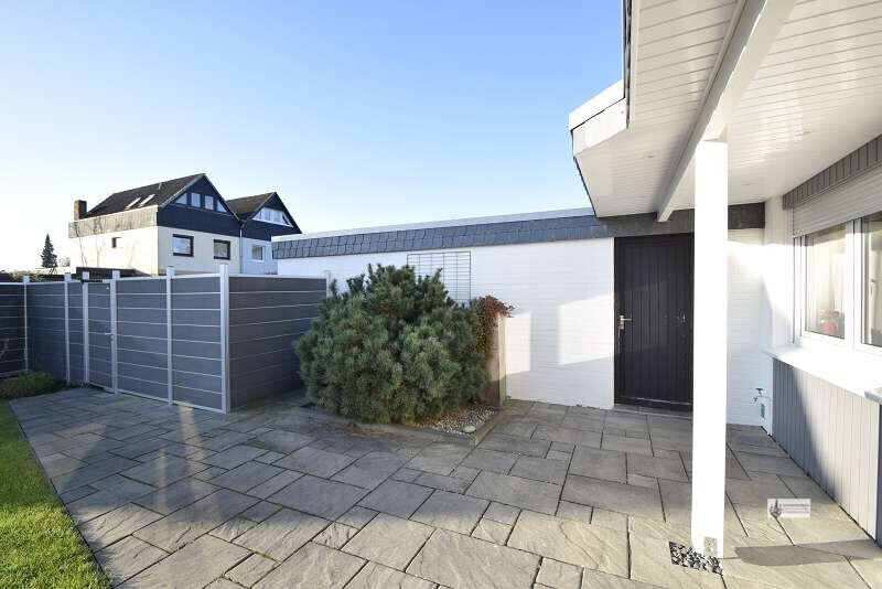 25 Zugang zur Garage