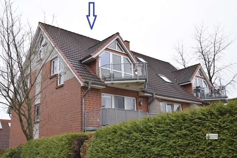 DG Wohnung mit Balkon