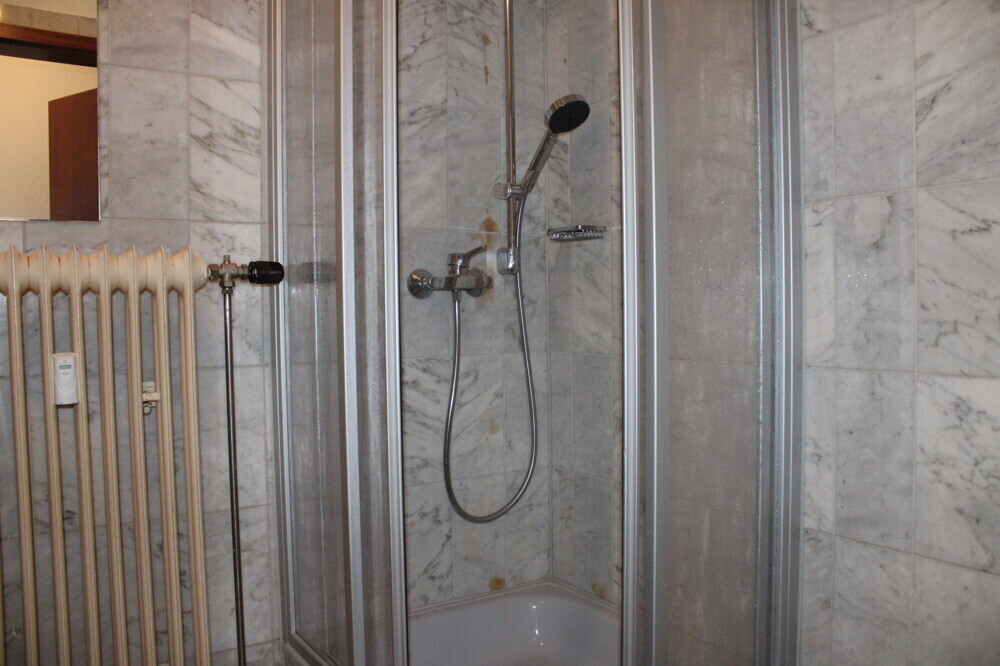 Bad mit Dusche