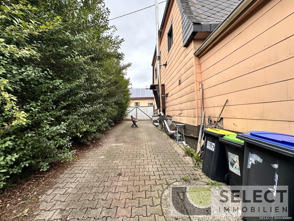 Hausseite mit Eingang