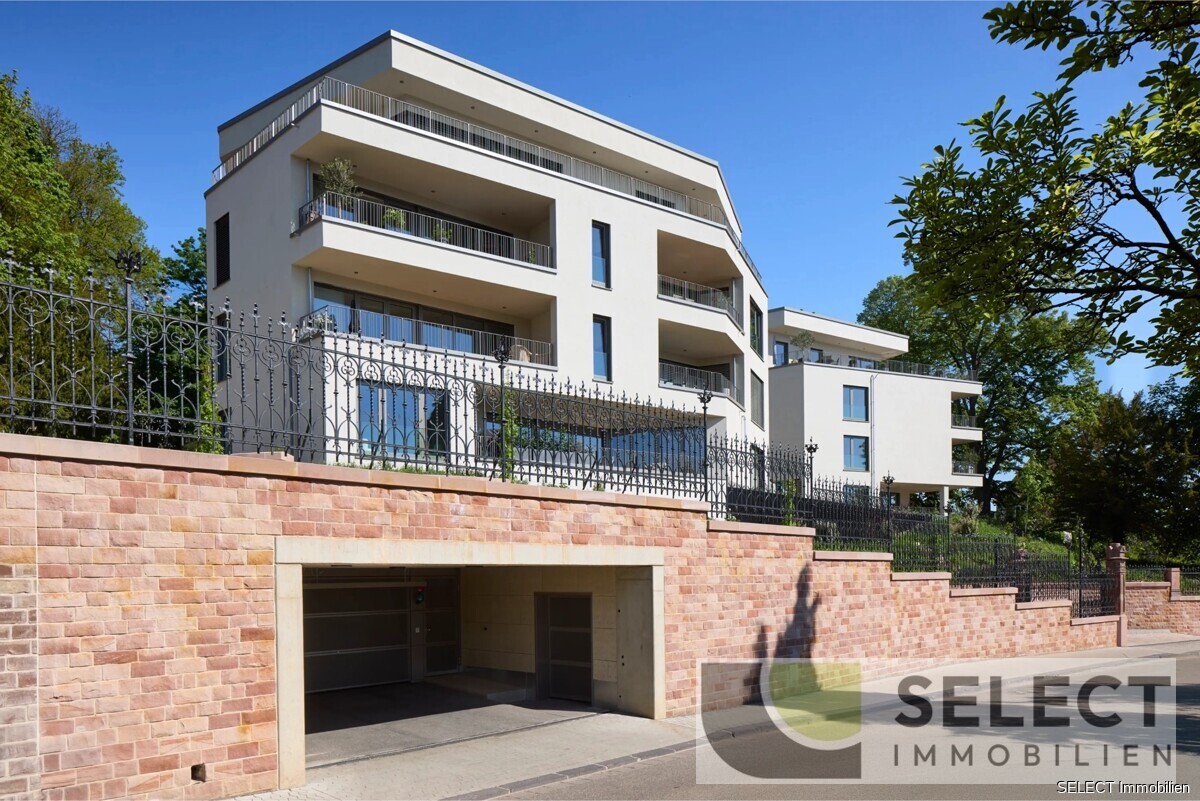 Ansicht mit Einfahrt Tiefgarage