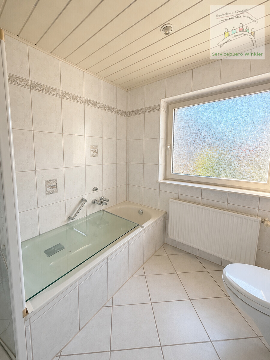 Badezimmer Teilansicht 