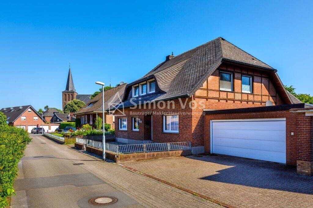 Real Estate Title Image Background