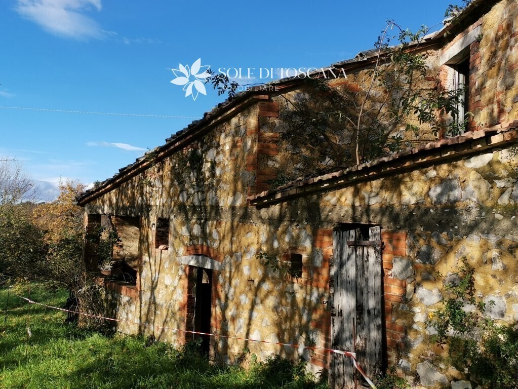 Montefollonico_farmhouse_to_restore_for_sale (5) (FILEminimizer)