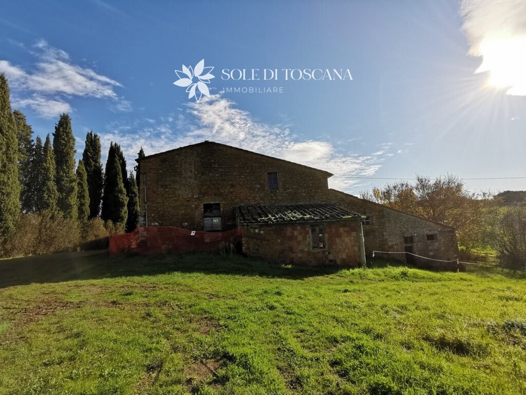 Montefollonico_farmhouse_to_restore_for_sale (7) (FILEminimizer)