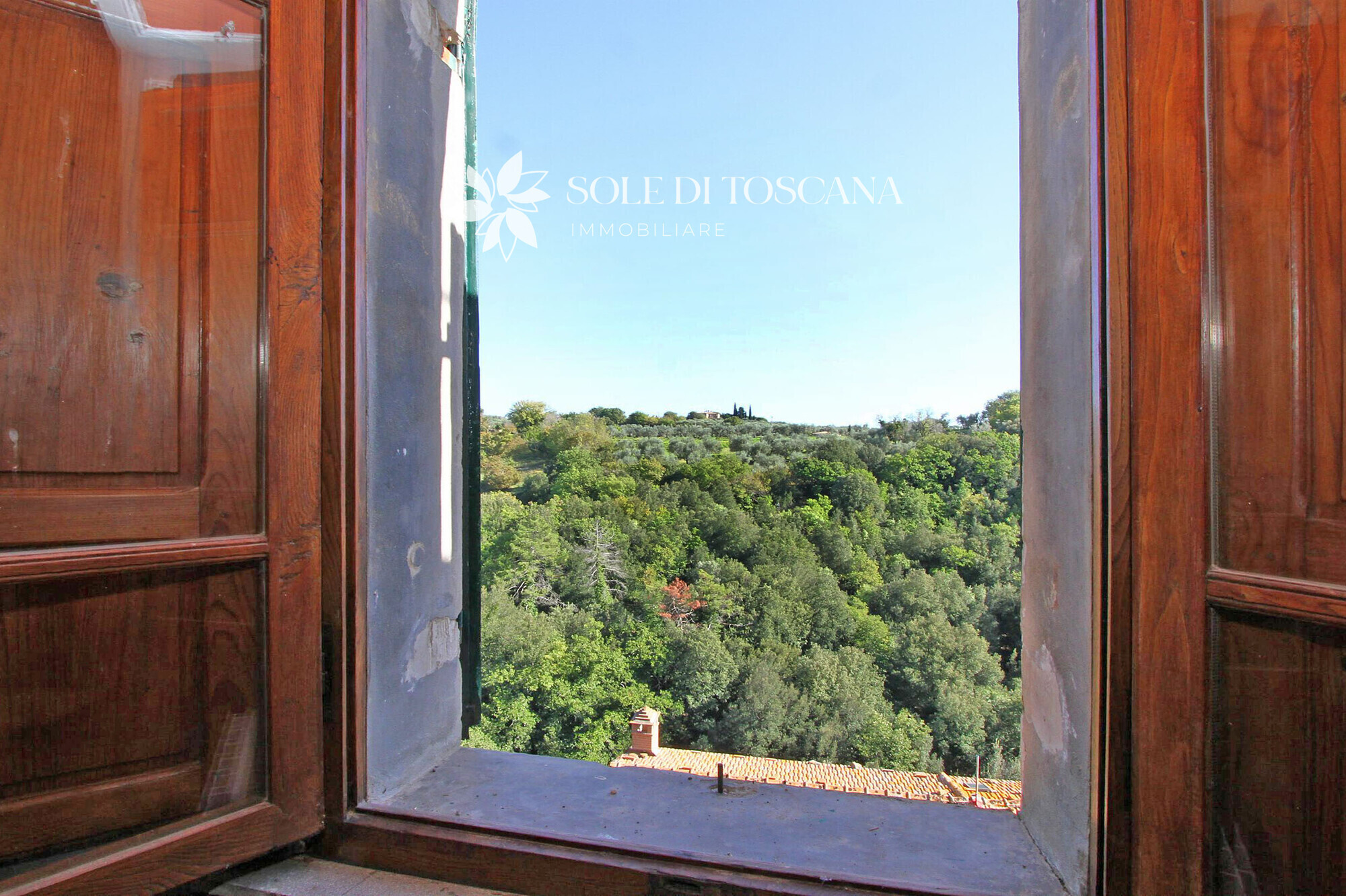 Stone house  with 2 terraces in Petroio with panoramic view over the Val d'Orc (17)