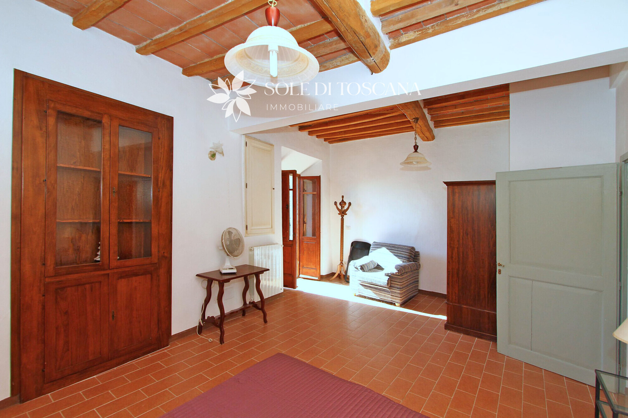 Stone house  with 2 terraces in Petroio with panoramic view over the Val d'Orc (24)