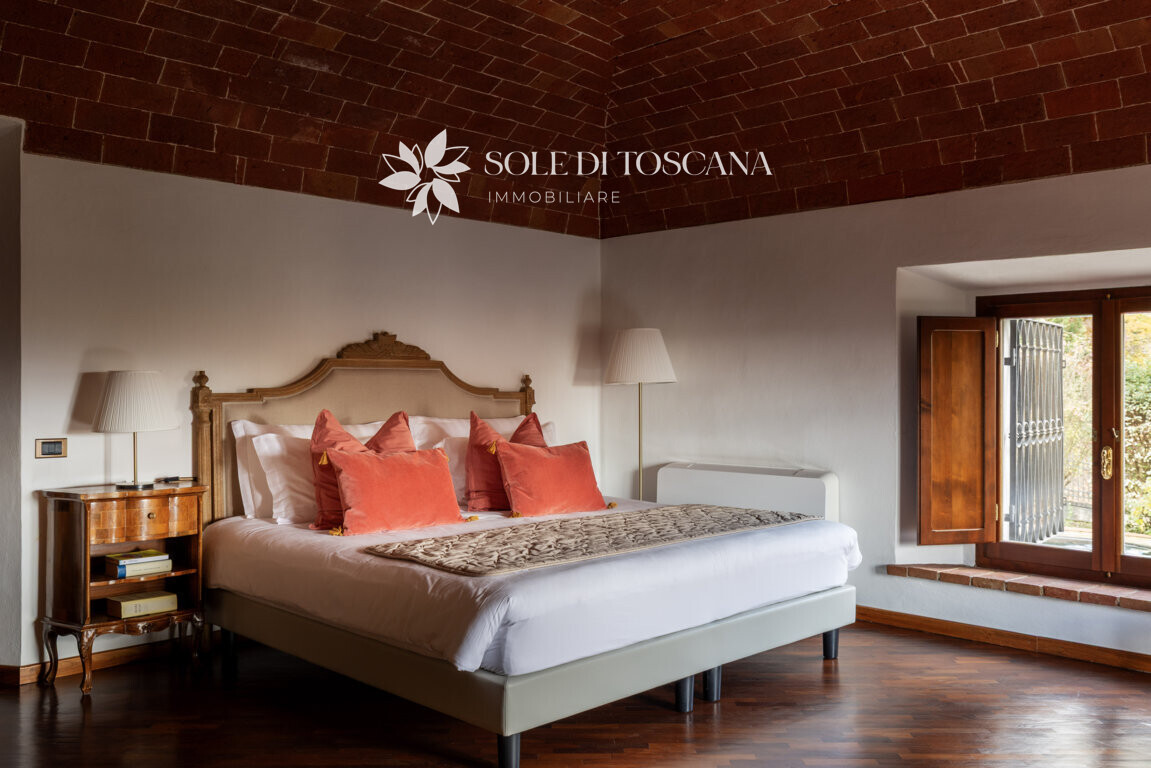 Sinalunga_Tuscany_historic_villa _for_sale (10) (FILEminimizer)