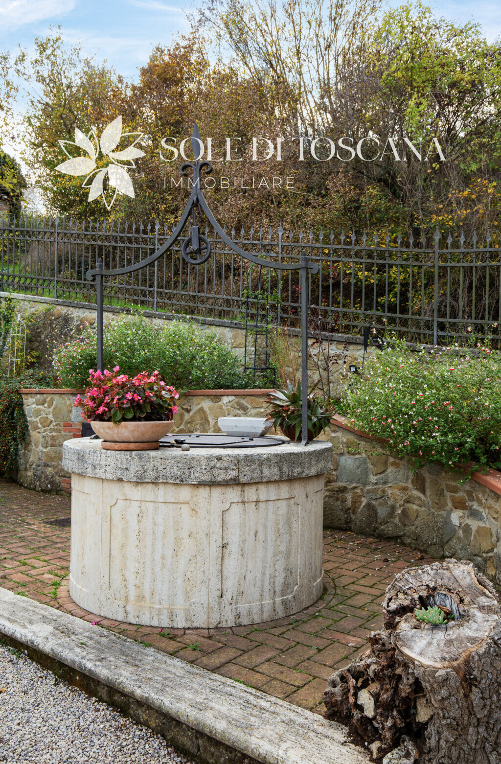 Sinalunga_Tuscany_historic_villa _for_sale (45) (FILEminimizer)