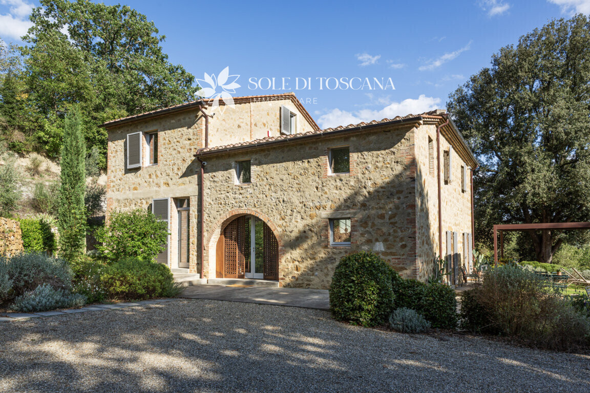 Castelmuzio_Trequanda_Restored_farmhouse_for_sale (48) (FILEminimizer)
