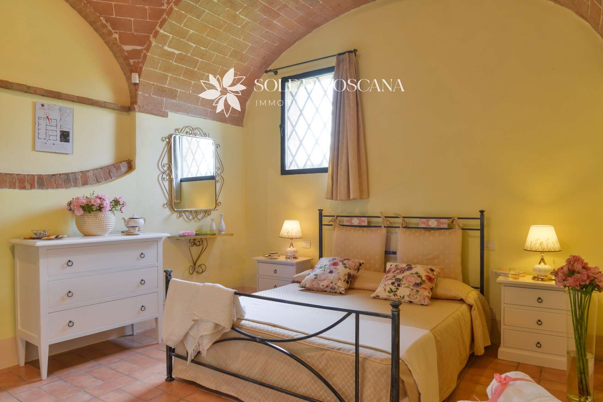 Monteroni_d_Arbia_farmhouse_with_pool_for_sale (14)