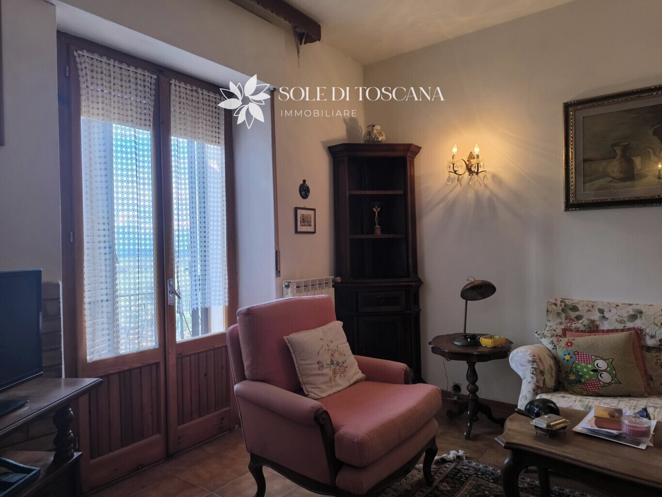 Montisi_terraced_house_with_2_balconies_for_sale (10)