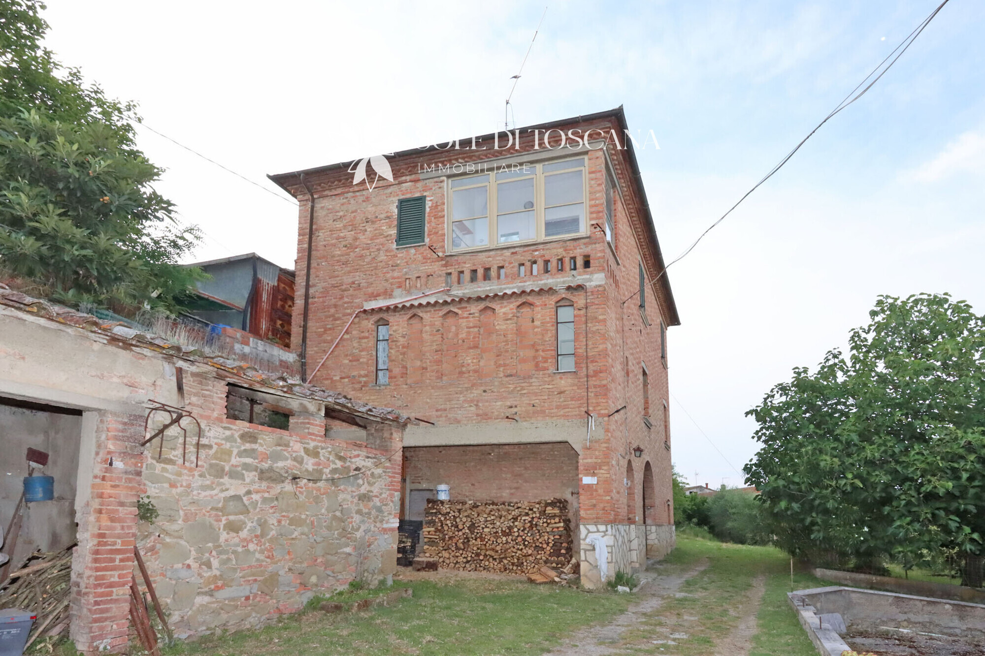 Sinalunga_casa_singola_da_ristrutturare (29)