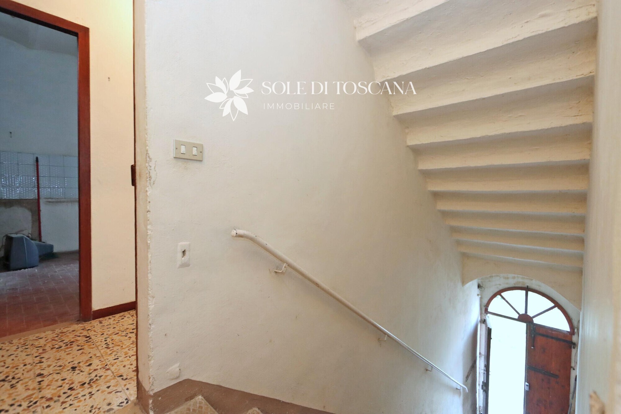 Sinalunga_casa_singola_da_ristrutturare (13)