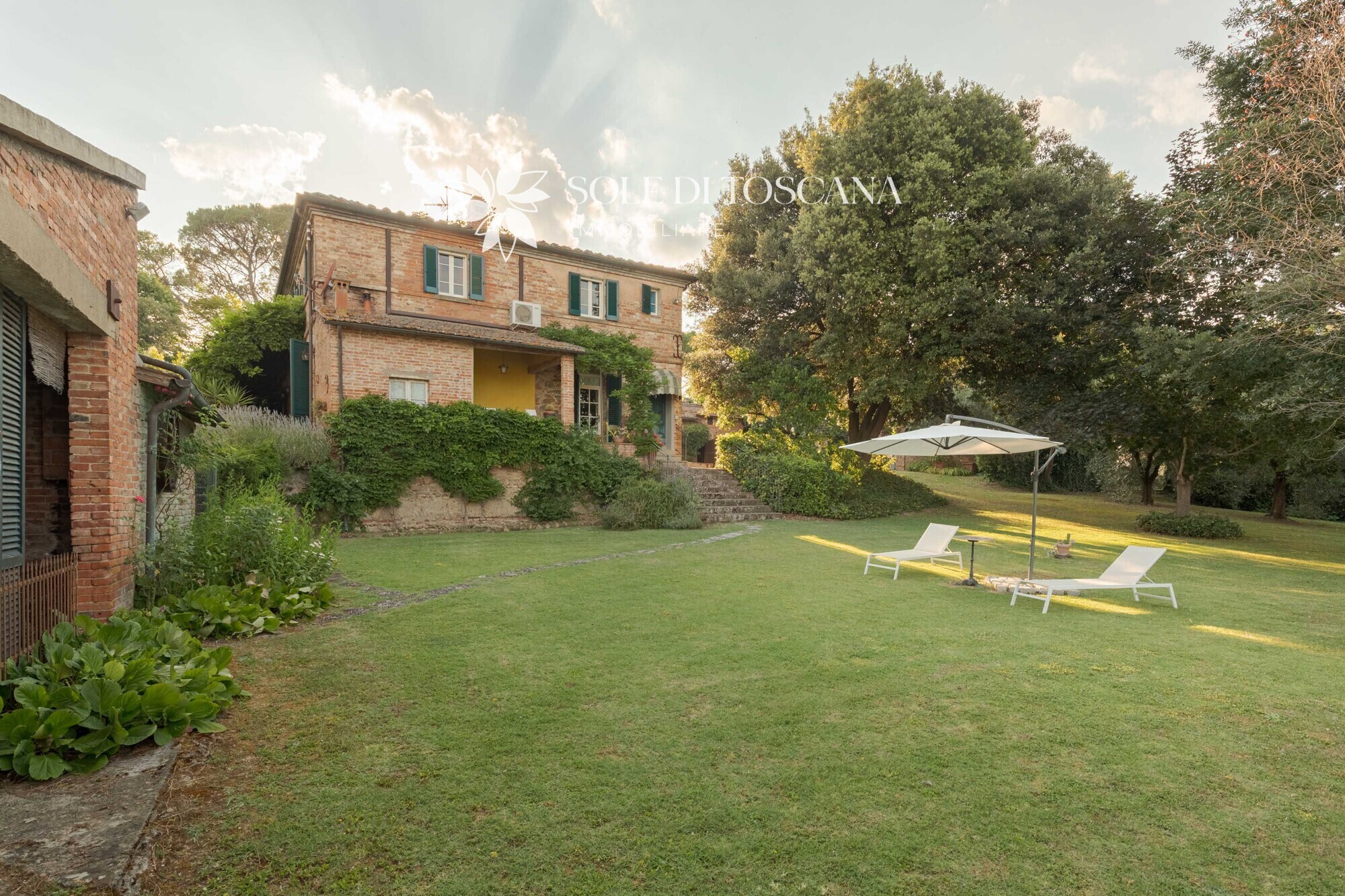 Foiano_della_Chiana_restored_villa_for_sale (109)