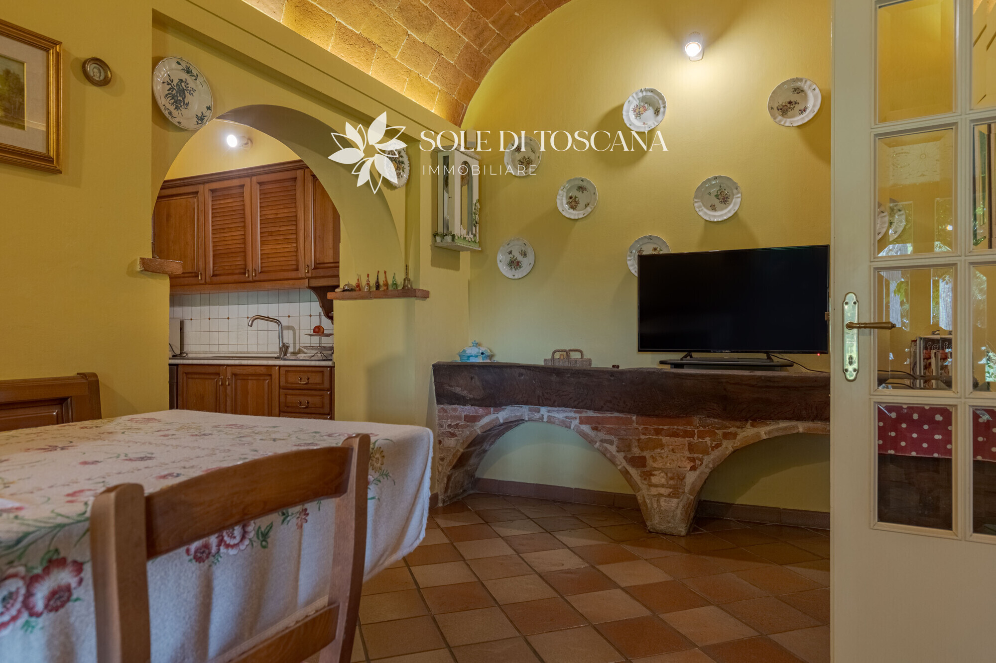 Foiano_della_Chiana_restored_villa_for_sale (79)