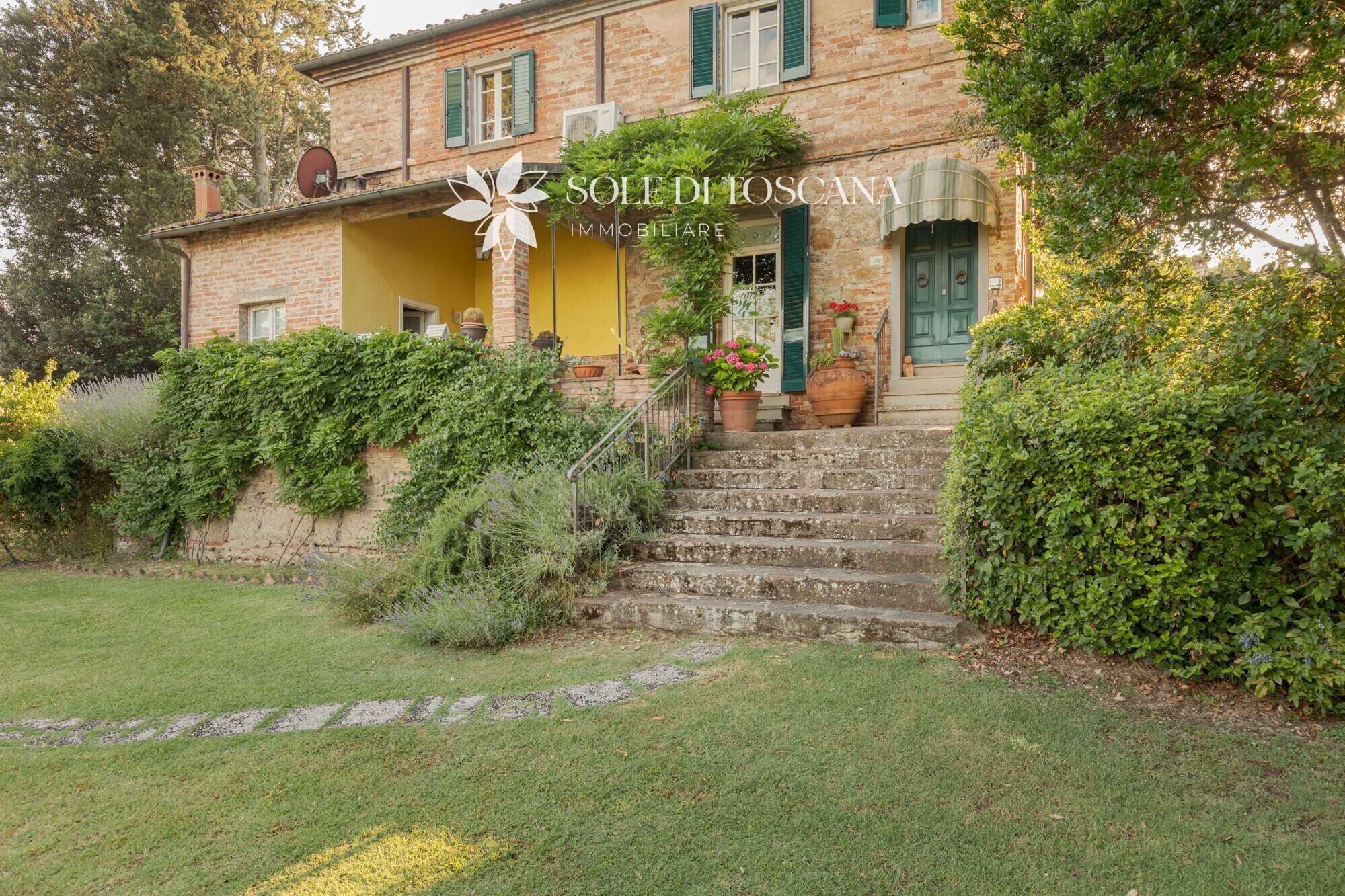 Foiano_della_Chiana_restored_villa_for_sale (111)