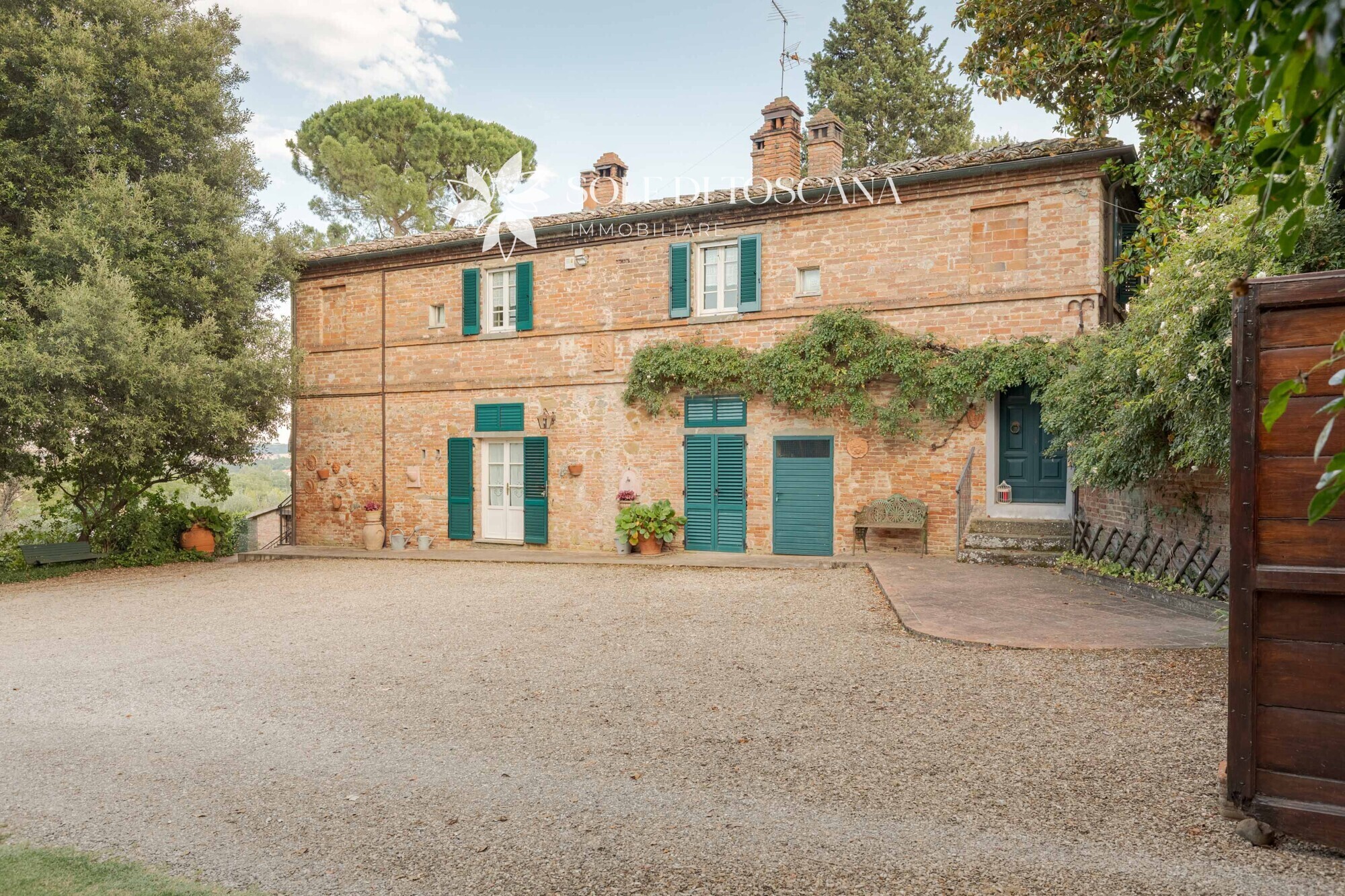 Foiano_della_Chiana_restored_villa_for_sale (102)