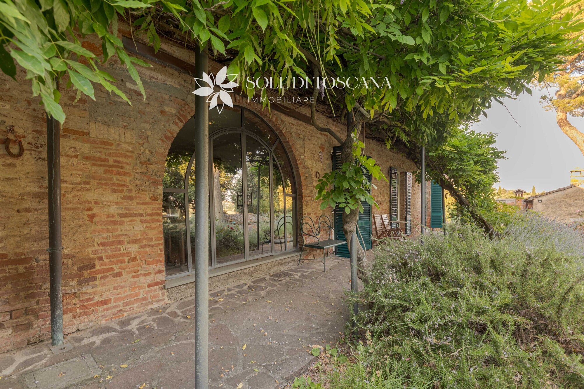 Foiano_della_Chiana_restored_villa_for_sale (130)