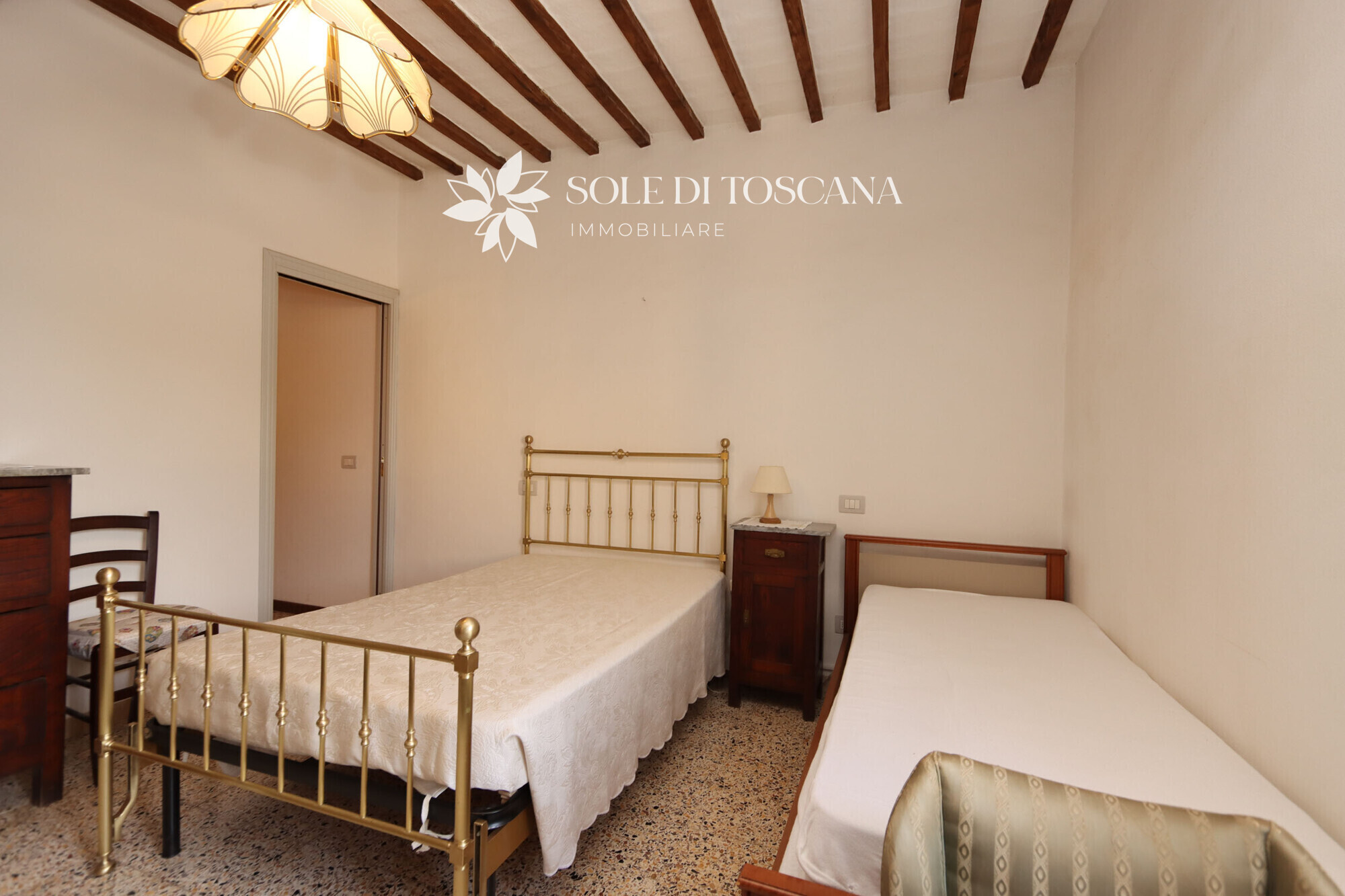 Montepulciano_Abbadia_appartamento_con_due_camere_in _vendita (32)