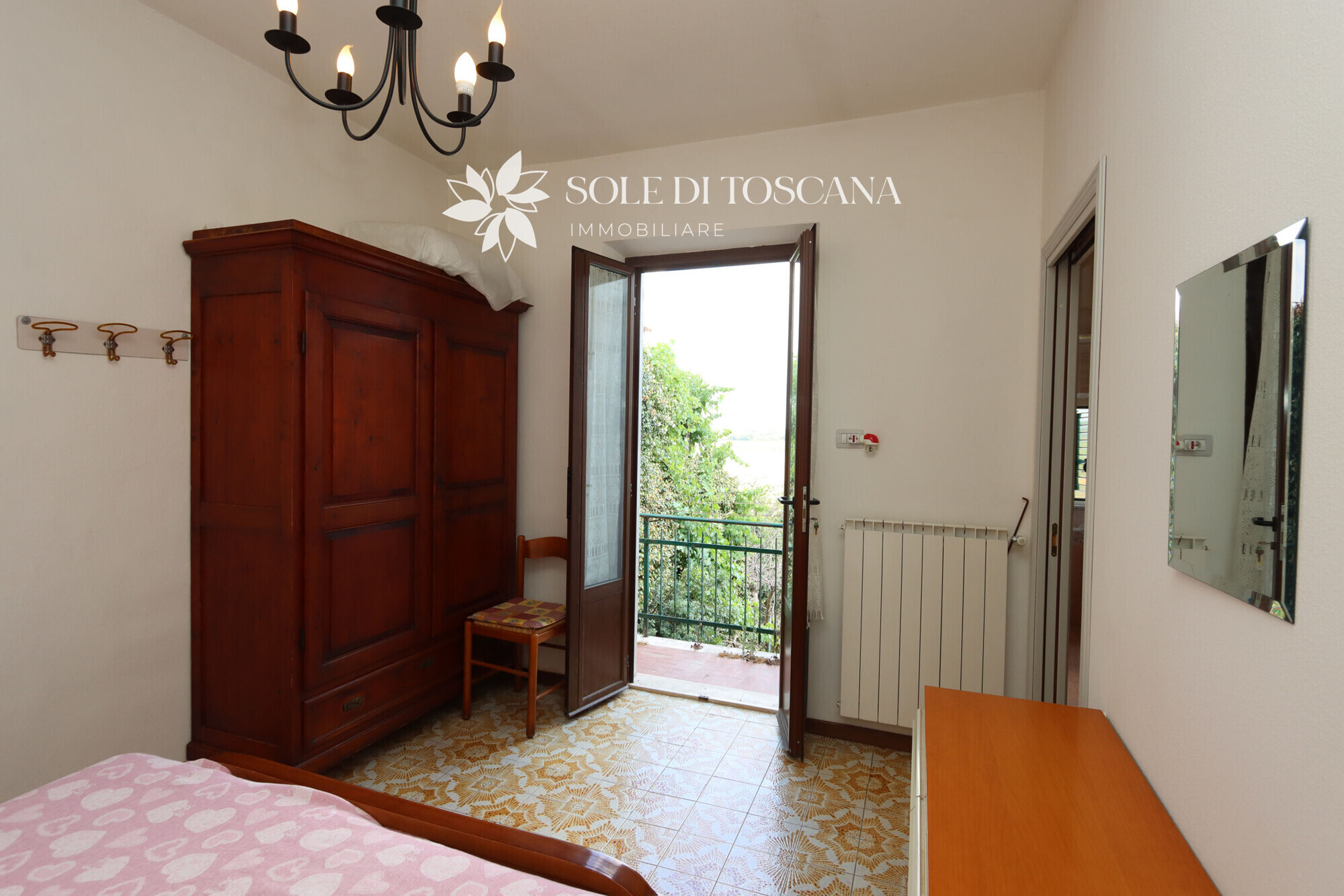 Montepulciano_Abbadia_appartamento_con_due_camere_in _vendita (38)